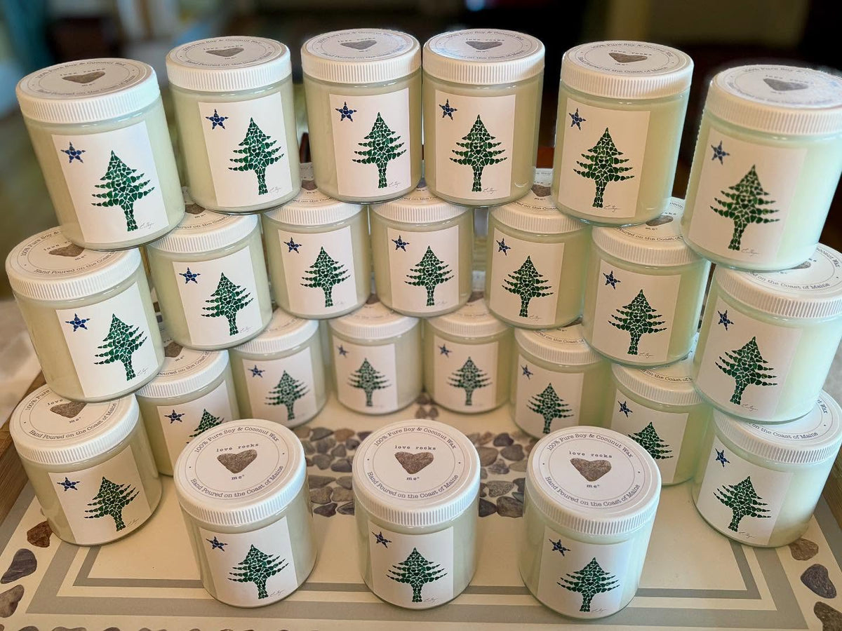 Maine Christmas Candle